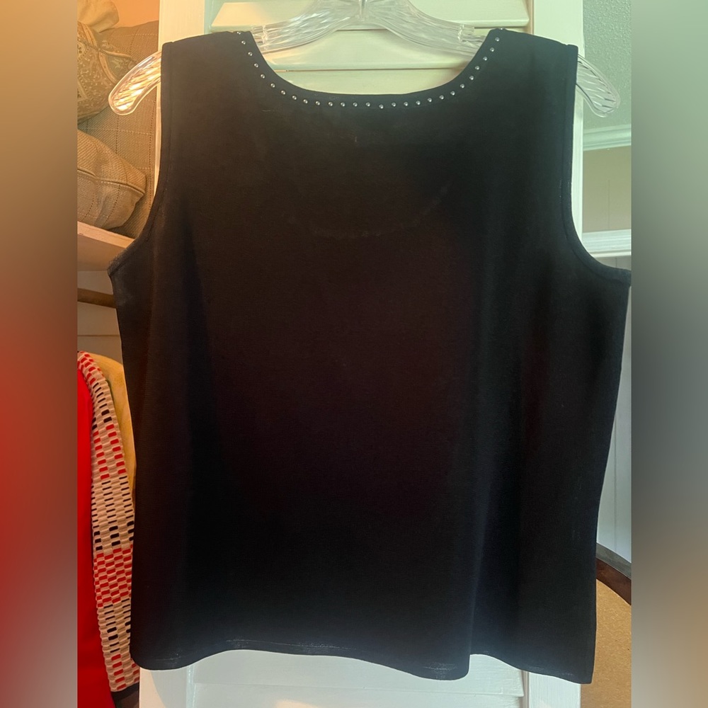 Ming Wang Top Medium Black Euc - image 4